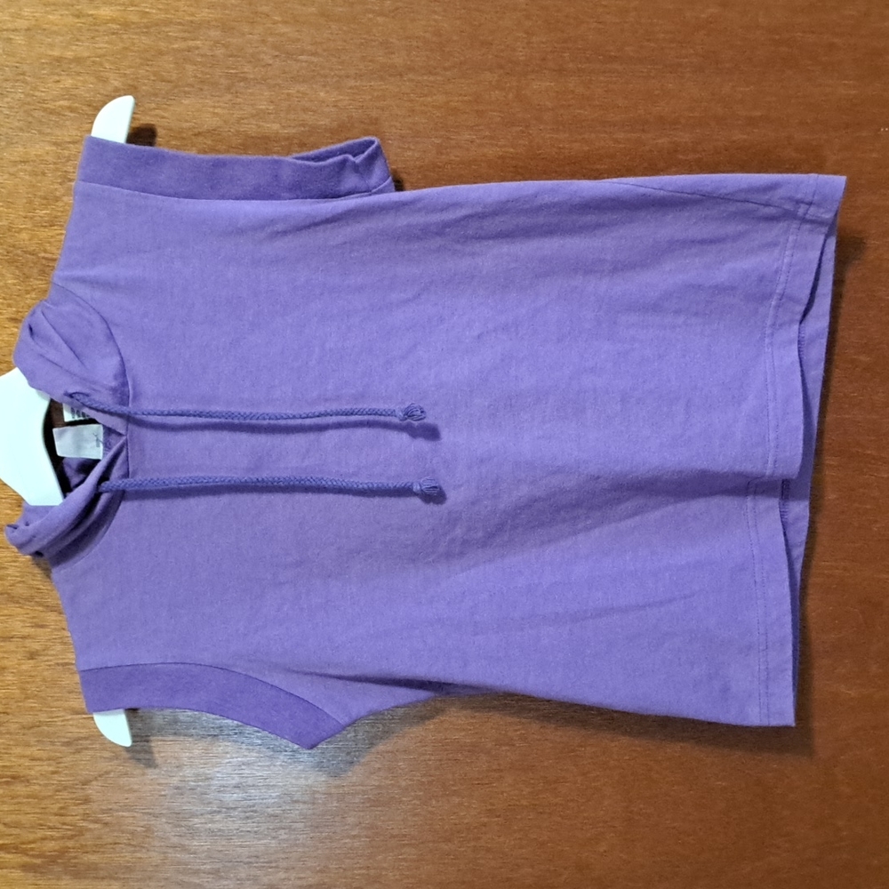 Girl's Basic Edition Sleeveless Hooded Top Size 10/12 (Medium)